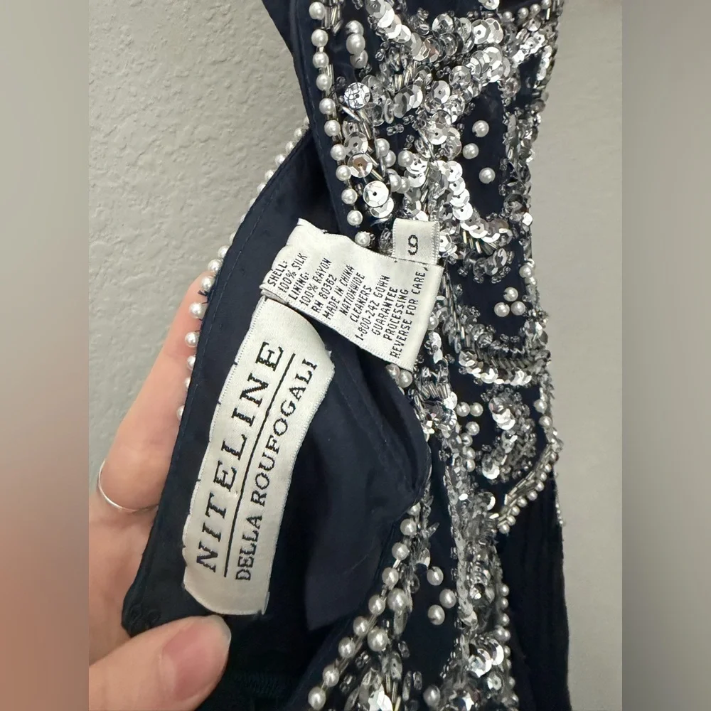 Niteline Della Roufogali Vintage 1980's Sapphire Blue Beaded Silk Evening Gown 6 - Picture 5 of 9